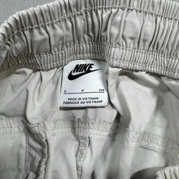 Nike Sport Essentials Mens Small Woven Utility Shorts Beige Khaki Cargo 8 in - Picture 3 of 9